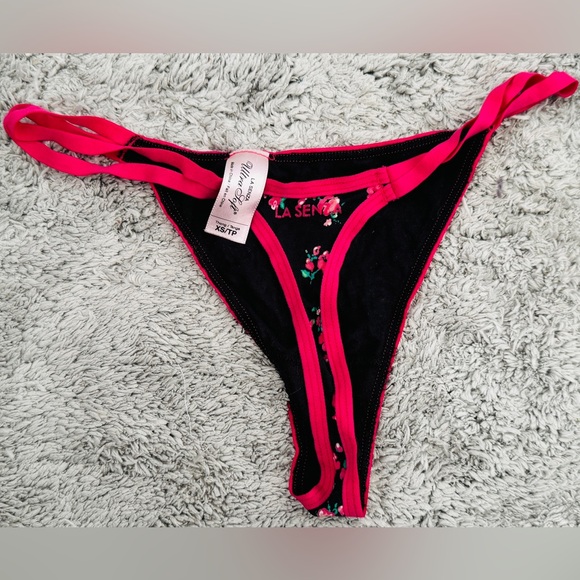 Vintage La Senza Thong - Picture 2 of 2